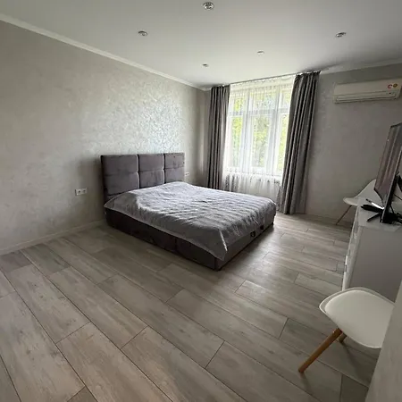 Flat Apartment *